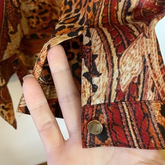 Chicos Fall Tone Paisley Sequin Collar Tie Front Satin Blouse - Picture 11 of 12